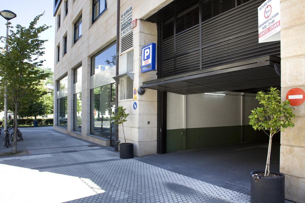 Pension T5 Donostia Suites San Sebastián Esterno foto