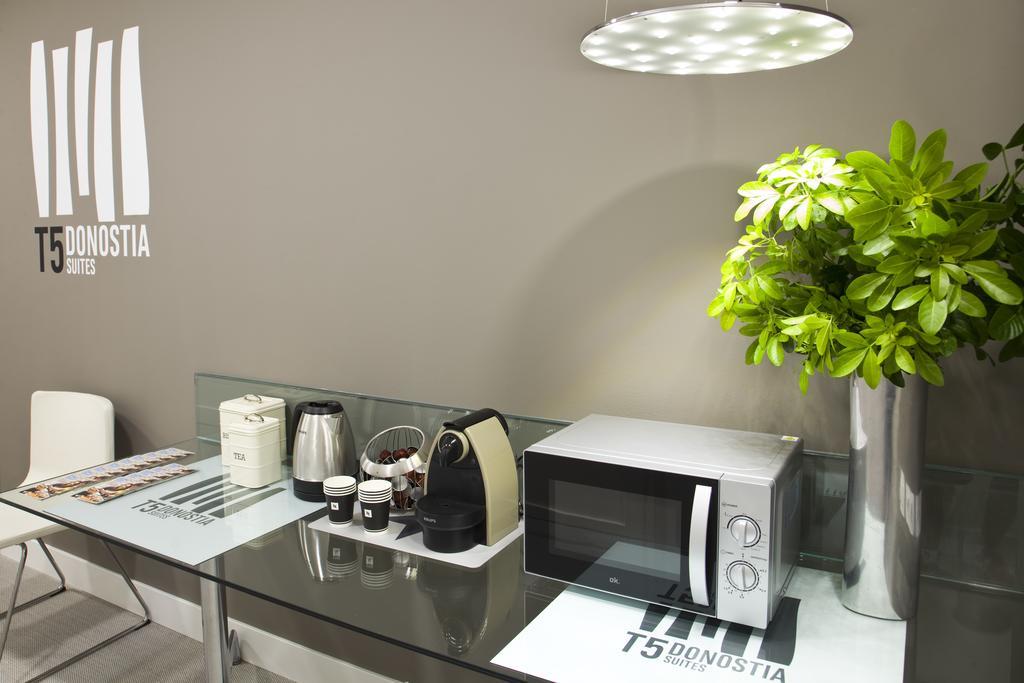 Pension T5 Donostia Suites San Sebastián Esterno foto
